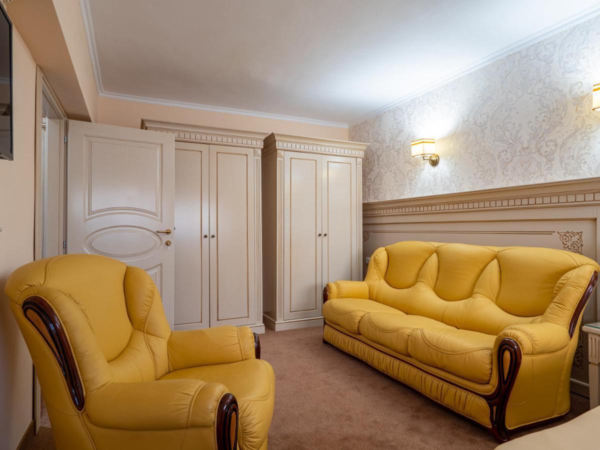 Hotel Orient Galati Exteriör bild