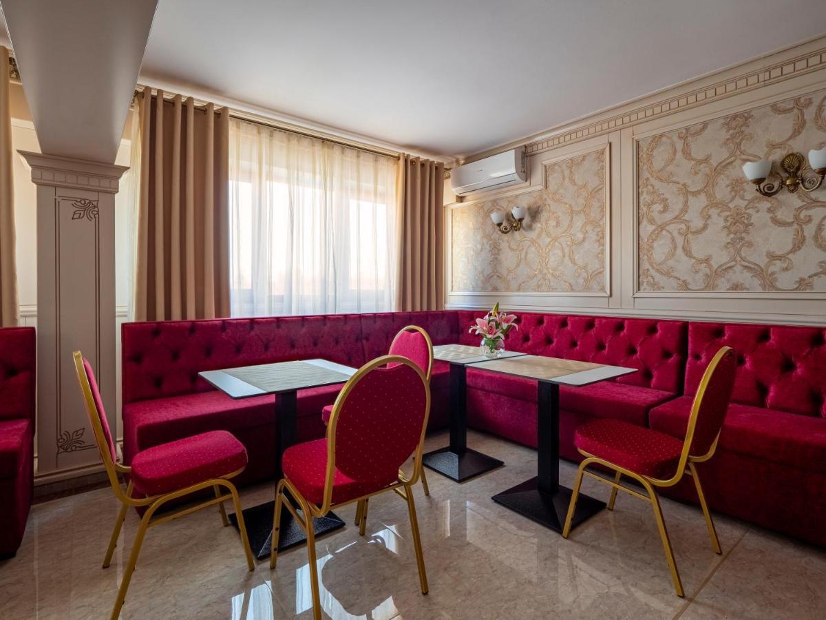 Hotel Orient Galati Exteriör bild