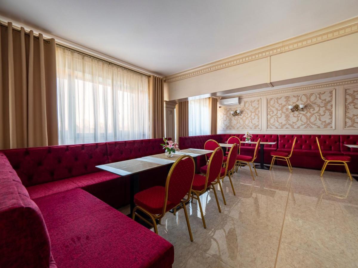 Hotel Orient Galati Exteriör bild